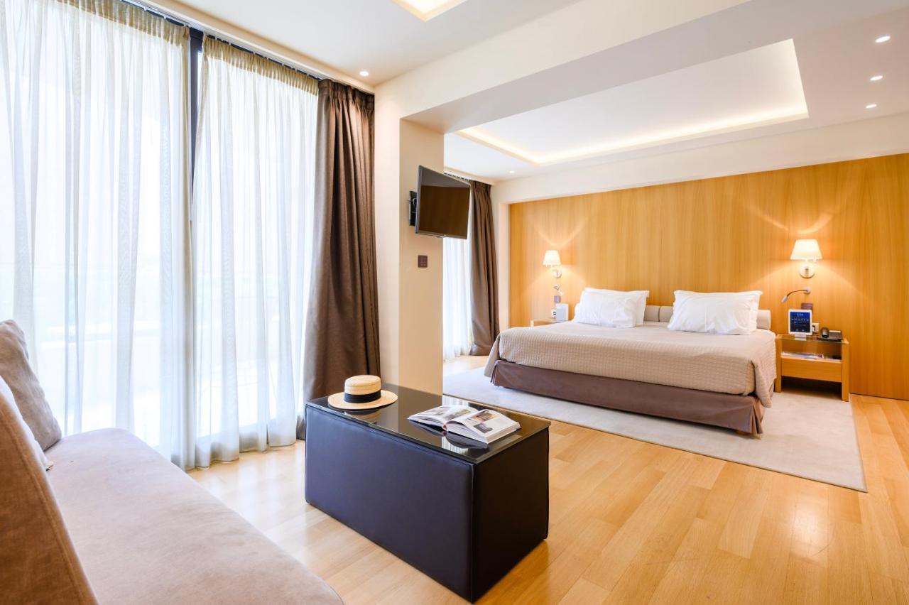 Somewhere Vouliagmeni Отель 5*